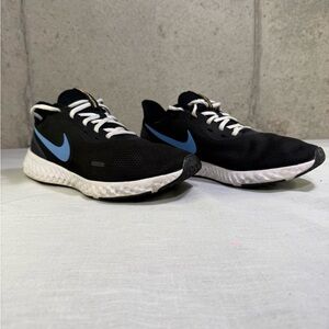 Nike Revolution 5 Black and University Blue Running Shoes